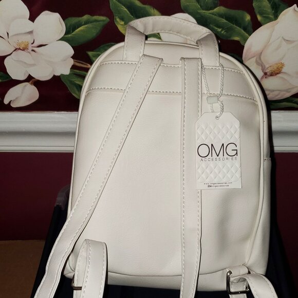 OMG white floral rose back pack New with tags Zip closure leather like New - Picture 5 of 6